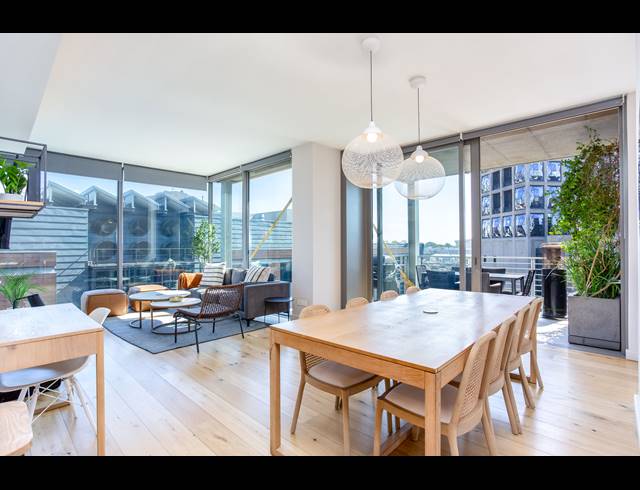 2 BEDROOM APARTMENT TO LET IN WATERFRONT